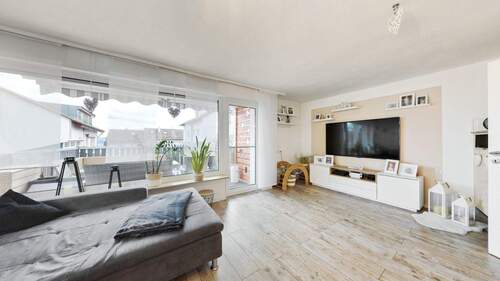 EG_Wohnzimmer - 8 Zimmer Mehrfamilienhaus, Wohnhaus zum Kaufen in Plochingen