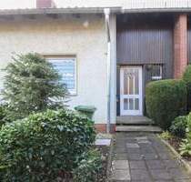 Home sweet home: Renovierungsbedürftiges Reihenmittelhaus samt Garten in Hildesheim - Erbbaurecht