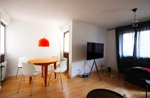 Esszimmer_Wohnzimmer.jpg - 2 Zimmer Etagenwohnung zum Kaufen in Gundelfingen