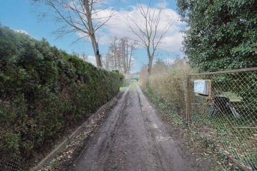 Zufahrt 2 - Grundstück in Berlin