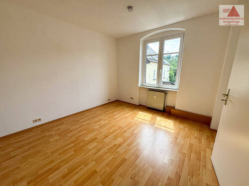 Schlafzimmer - Etagenwohnung mit 56,00 m² in Schwarzenberg zur Miete