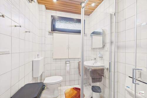 Tageslichtduschbad EG - 