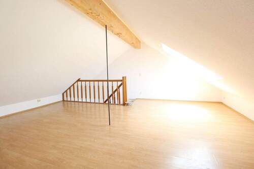 Obergeschoss - 4 Zimmer Einfamilienhaus zum Kaufen in Mönchengladbach