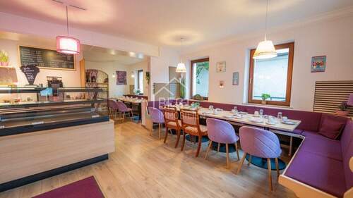 Gewerbe Fläche EG - 