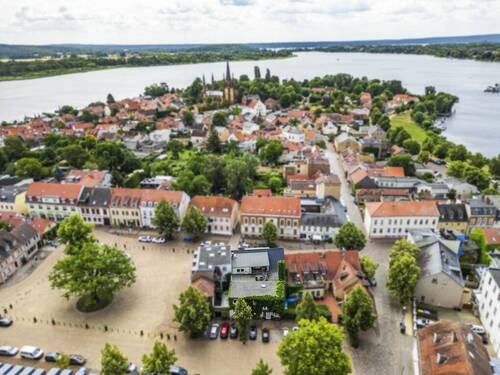 Umgeben von Wasser - 