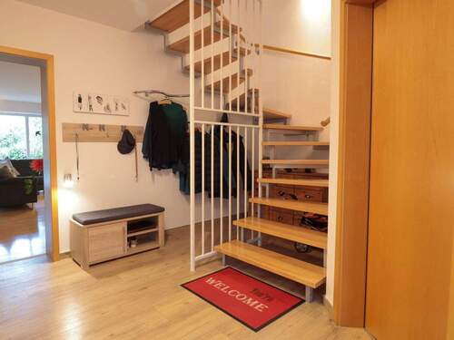 Treppe zum Dachgeschoss - 