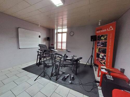 20250417_132053.jpg - 4 Zimmer Büro in Merzig