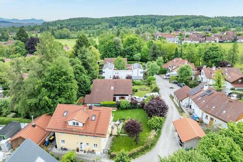 Nordansicht, Einfahrt, Eingang - 