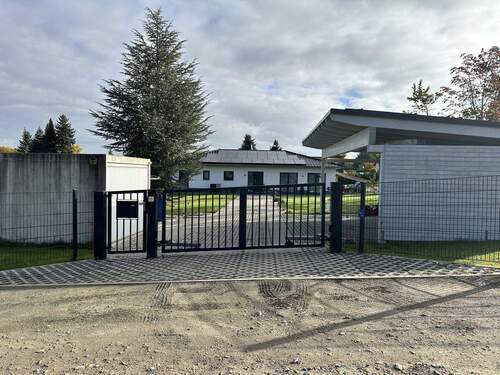 Gegenüberliegende Bebauung - 