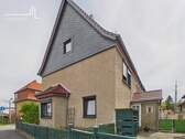 Reihenendhaus - 9 Zimmer Einfamilienhaus zum Kaufen in Blankenhain