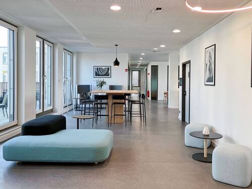 Business-Lounge.jpg - Unbegrenzter Zugang zu Arbeitsplätzen in Regus Seetor