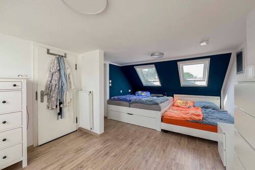 Schlafzimmer DG - 