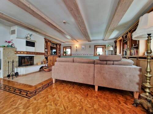 Wohnzimmer - 7 Zimmer Einfamilienhaus in Hirschfelde