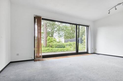 Wohn-/Schlafzimmer Einlieger - 