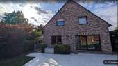 Haus vom Garten mit Terrasse - 