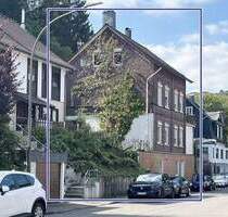 *ZWANGSVERSTEIGERUNG * Für den Erwerber provisionsfrei * Freistehendes Mehrfamilienhaus (3 Wohnungen) in Dahlhausen. - Radevormwald