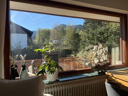 Blick vom Essplatz aufs Hörnle - Etagenwohnung mit 141,90 m&sup2; in Murnau am Staffelsee zum Kaufen