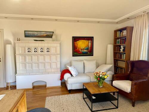 Wohnzimmer mit Couchbereich - 