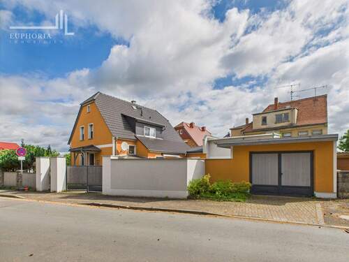 Einfamilienhaus mit Garage - Einfamilienhaus mit 161,50 m² in Apolda zum Kaufen