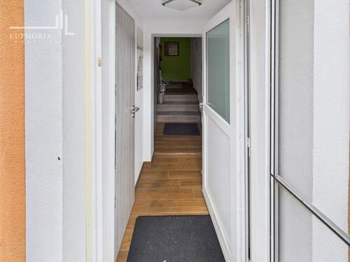 Hauseingang vom Hof - 