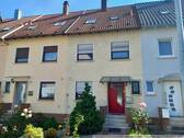 20240613_172436 - Familienfreundliches Reihenhaus (Erbpacht) mit großer Sonnenterrasse und Garage