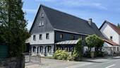 Straßenseite - 1 Zimmer Mehrfamilienhaus, Wohnhaus in Großröhrsdorf