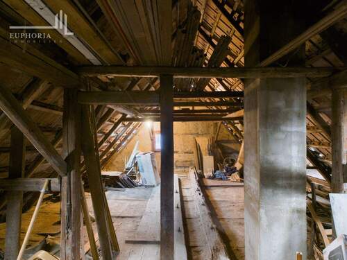 CAM03352G0-PR0039-STILL032 - 