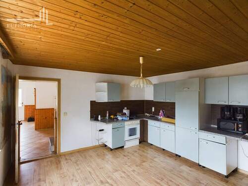 CAM03352G0-PR0039-STILL008 - 