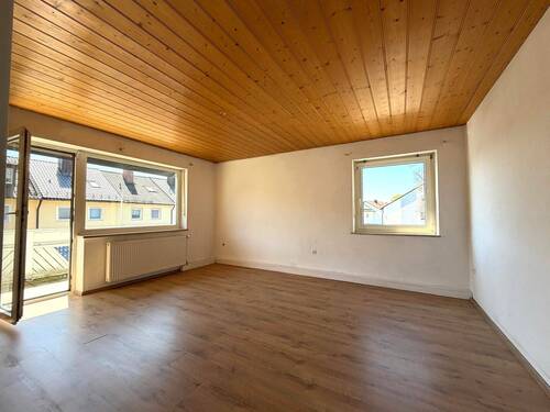 Schlafzimmer o. Wohnen 1. OG - 