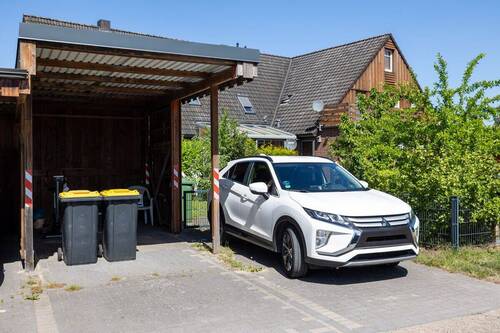 Carport/Stellplatz - 