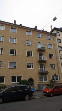 Hausansicht - Etagenwohnung mit 88,00 m&sup2; in Nürnberg zur Miete