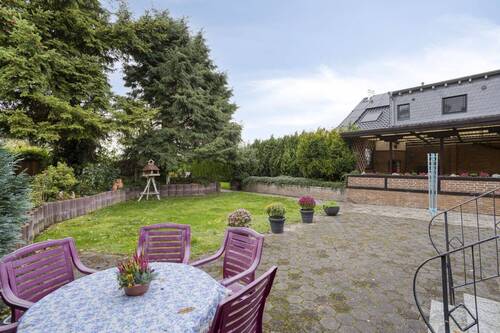 Terrase 1 - 5 Zimmer Bungalow in Dortmund