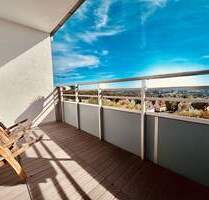 Elegante Etagenwohnung mit Panoramablick, zwei Balkonen und Aufzug! - Wuppertal Ronsdorf