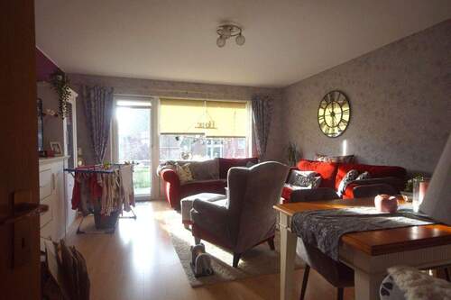 Wohnzimmer - Etagenwohnung mit 80,80 m² in Langen zur Miete