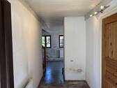 Hauseingang / Flur - 