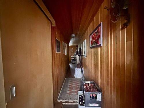 Flur vom Haupteingang - 