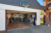 Garage - 