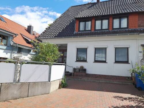 Ansicht Straße - Wohnen in Brake direkt an der Weser - mit unverbaubarem Traumblick