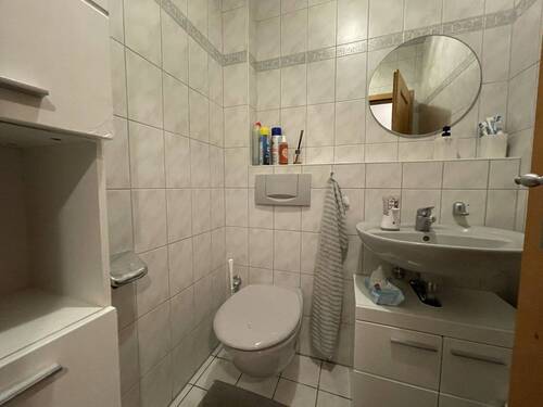 Gäste WC (Wohnung 1) - 