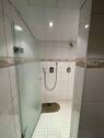 Dusche im Untergeschoss (Wohnung 1) - 