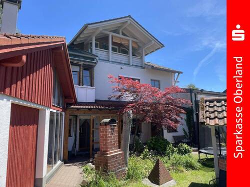 Westansicht - Ein Haus mit vielen Möglichkeiten!