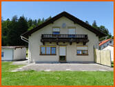 EFH mit Terrasse u. Balkon - 