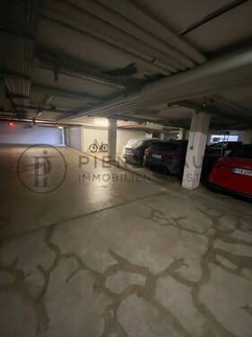 Tiefgarage - Garage, Stellplatz in Eichenau zum Kaufen