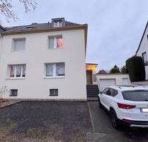 MeinRaum... Schöner Wohnen, mit Sicherheit in die Zukunft - Dreifamilienhaus mit Stellplätzen in wunderbarer Lage von Mönchengladbach