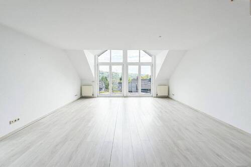 Wohn-/Essbereich - 5 Zimmer Reihenendhaus zum Kaufen in Rösrath