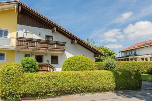 Außenansicht (2) - 4 Zimmer Doppelhaushälfte zum Kaufen in Fürstenzell