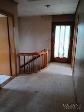 Flur OG - 5 Zimmer Einfamilienhaus in Worms