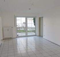 Schöne 2 Zi. Terrassen-Wohnung mit ca. 30 qm großem Garten, zzgl TG-Stellplatz - Neumarkt-Sankt Veit