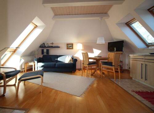 Wohnzimmer - Etagenwohnung mit 48,50 m&sup2; in Born a. Darß zum Kaufen