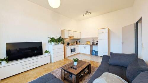 Offener Wohn- und Essbereich - 